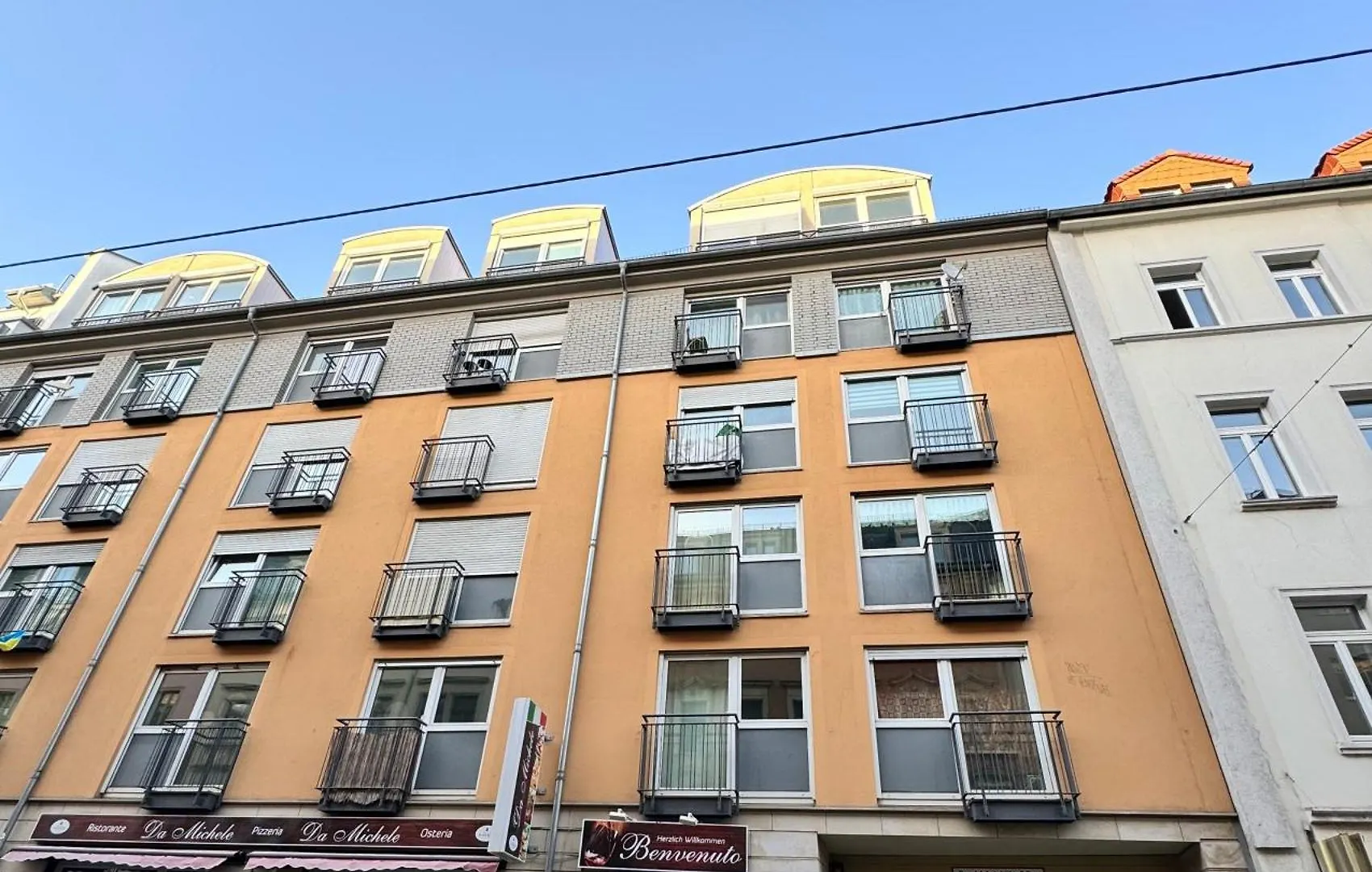Queen Loui: Comfy Apartment Mit Tiefgarage 드레스덴